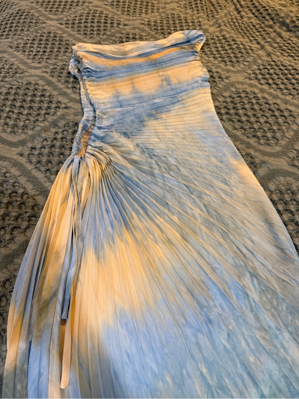 Endless Blu Strapless Pleated Maxi Dress in Blue and light orange - Picture 9 of 16